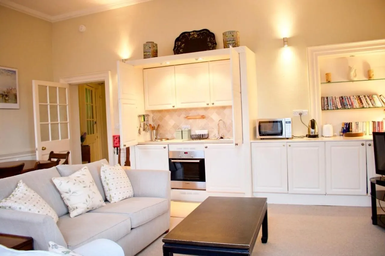 Period Property On Castle Street Edinburgh 0*,  United Kingdom